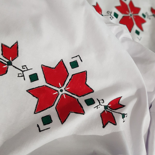 Ръчно рисуванa тениска с шевица "Нежност"