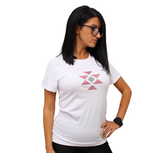 Дамска тениска с диамантена шевица "Китна"